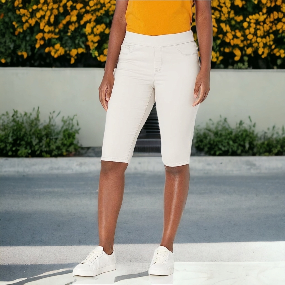 Bandolino Thea Pull On Skimmer